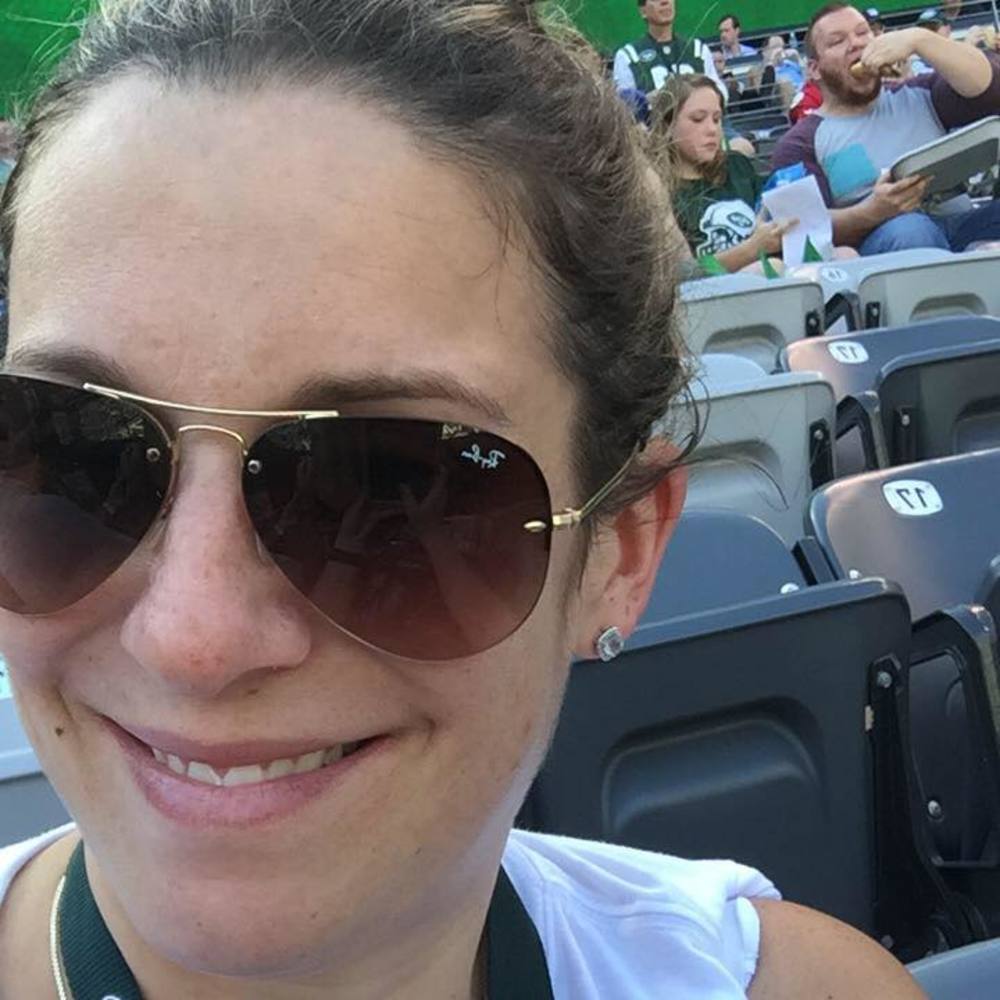 Meet your Posher, Jennifer